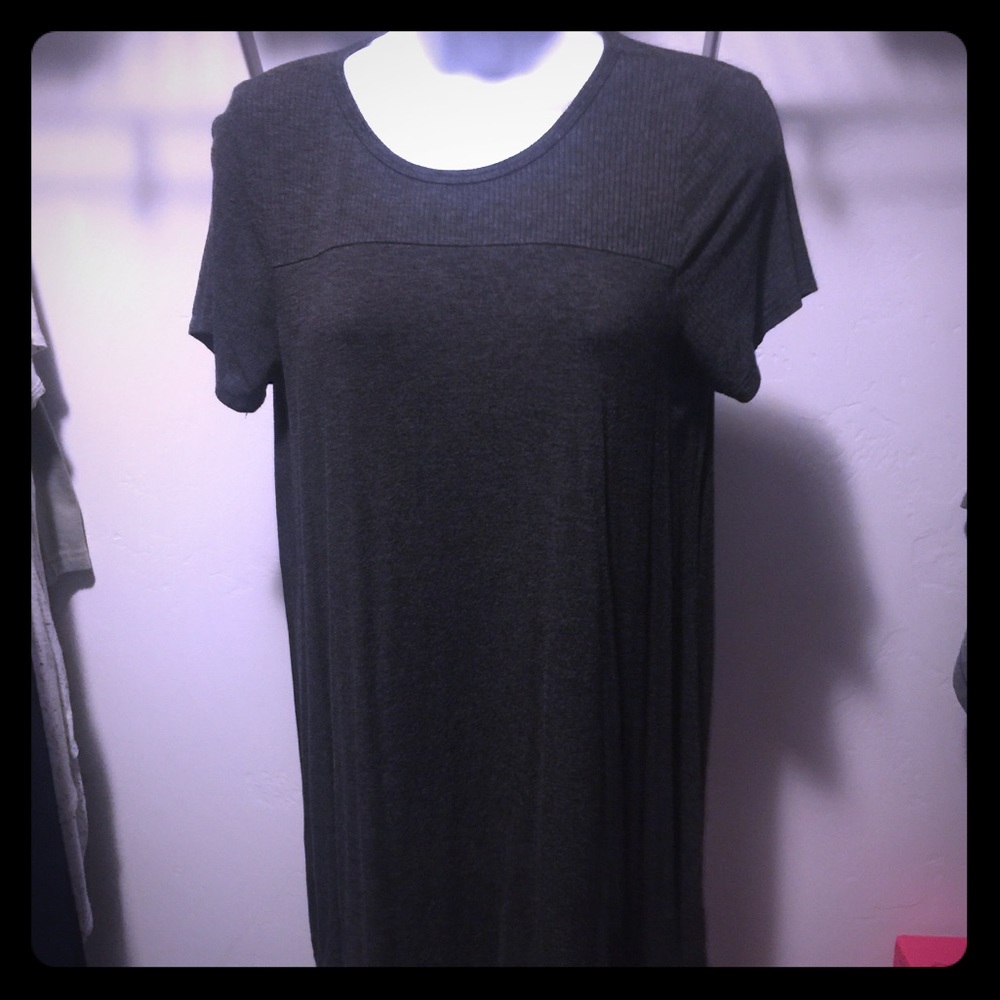 Full Moon Maternity dress gray medium tunic